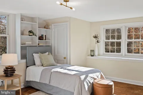 $749,900 | 206 South Swarthmore Avenue, Swarthmore, PA 19081