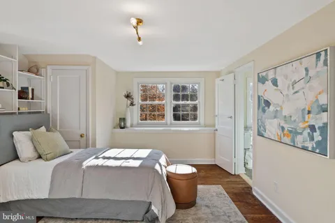 $749,900 | 206 South Swarthmore Avenue, Swarthmore, PA 19081