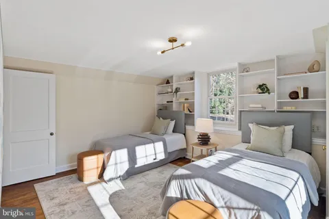 $749,900 | 206 South Swarthmore Avenue, Swarthmore, PA 19081