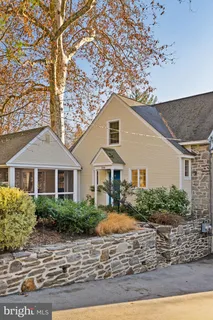 $749,900 | 206 South Swarthmore Avenue, Swarthmore, PA 19081