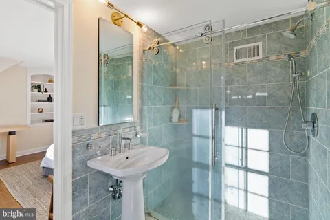 $749,900 | 206 South Swarthmore Avenue, Swarthmore, PA 19081