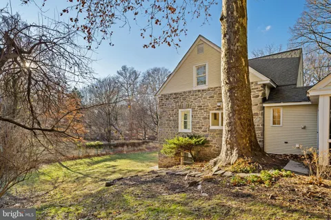 $749,900 | 206 South Swarthmore Avenue, Swarthmore, PA 19081