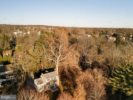 $749,900 | 206 South Swarthmore Avenue, Swarthmore, PA 19081