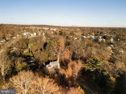 $749,900 | 206 South Swarthmore Avenue, Swarthmore, PA 19081