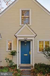 $749,900 | 206 South Swarthmore Avenue, Swarthmore, PA 19081