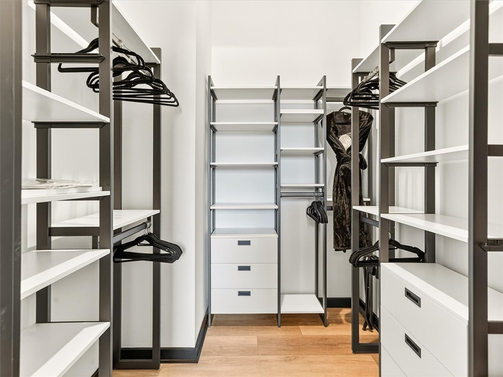 102 Court Street, Unit 2 Rochester, NY 14604 - Photo 23 of 36