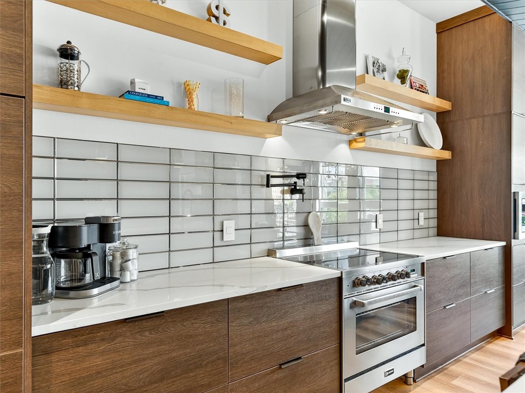 102 Court Street, Unit 2 Rochester, NY 14604 - Photo 5 of 36