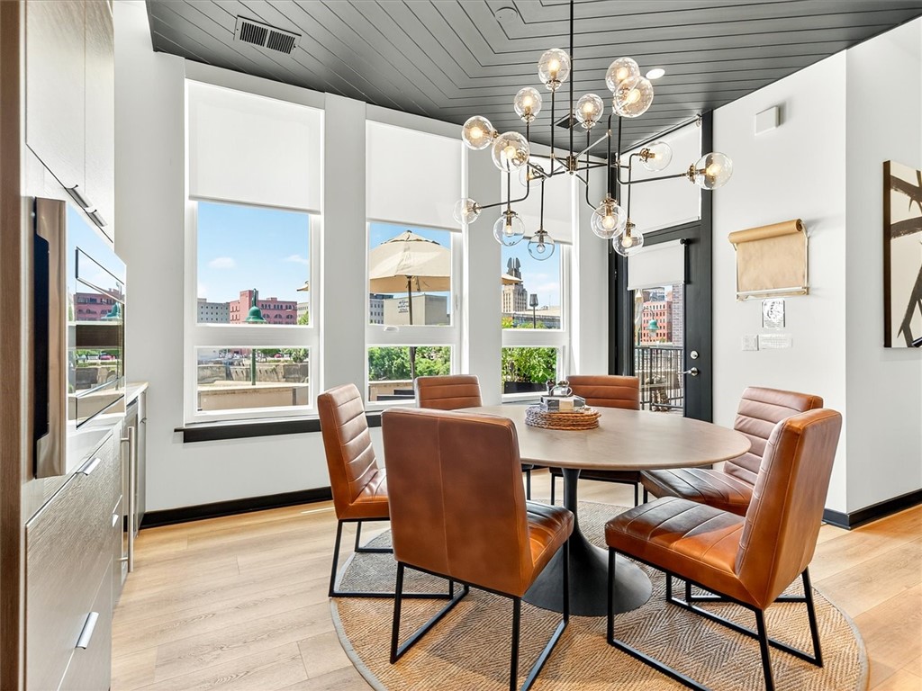 102 Court Street, Unit 2 Rochester, NY 14604 - Photo 9 of 36