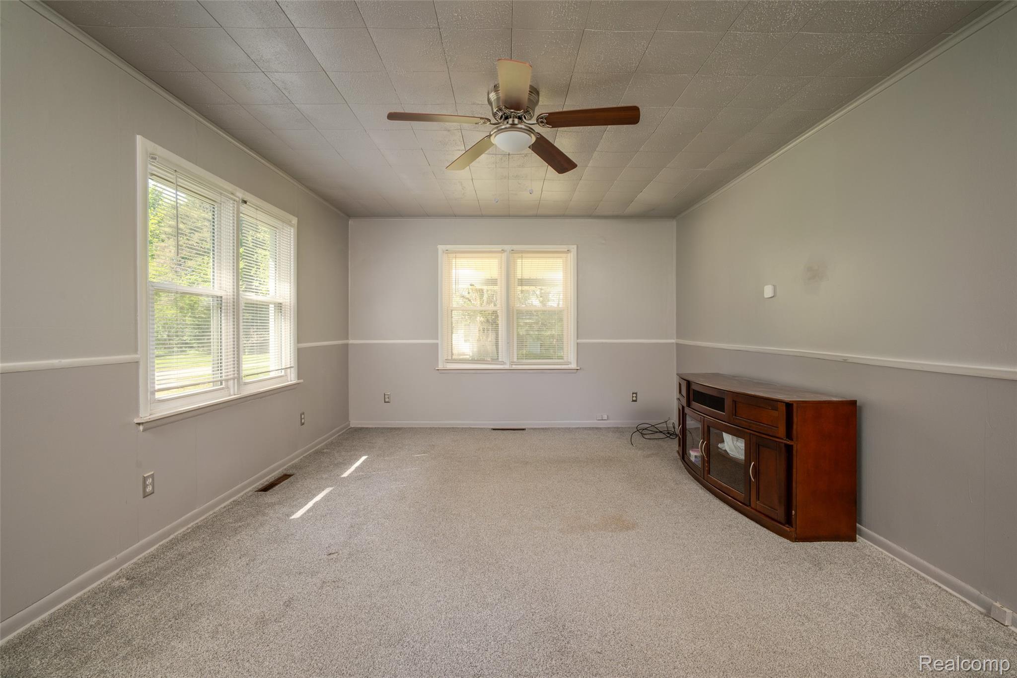 7016 Davison Road Davison, MI 48423 - Photo 26 of 42