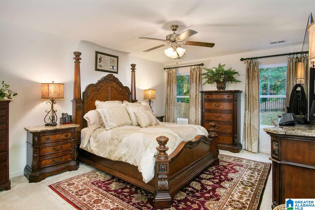 832 Huntington Trace Chelsea, AL 35043 - Photo 15 of 32