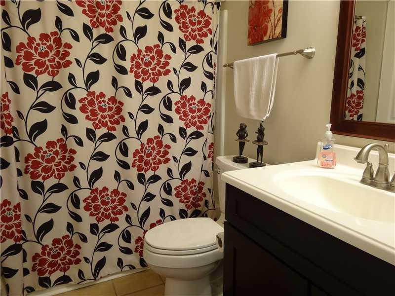 5493 Library Road, Unit 16 Bethel Park, PA 15102 - Photo 10 of 11 Full Bath. Updated Full Bath!