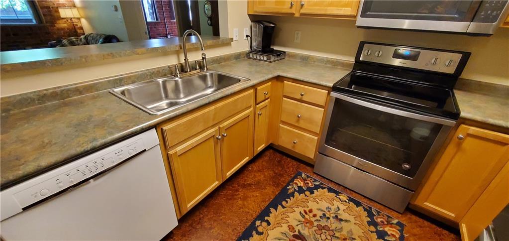 55 South Harding Street, Unit 106 Indianapolis, IN 46222 - Photo 14 of 34