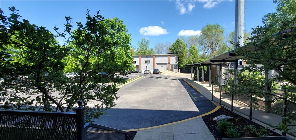 55 South Harding Street, Unit 106 Indianapolis, IN 46222 - Photo 34 of 34