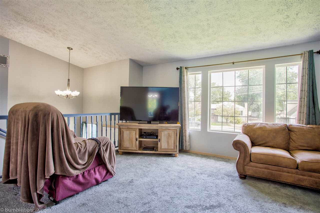 415 North Vista Road Spokane, WA 99212 - Photo 2 of 20 Gallery Image 2