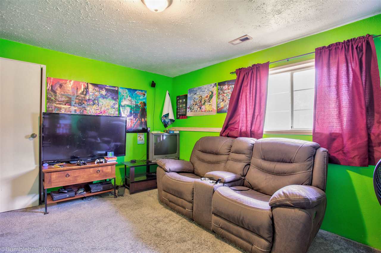 415 North Vista Road Spokane, WA 99212 - Photo 11 of 20 Gallery Image 11