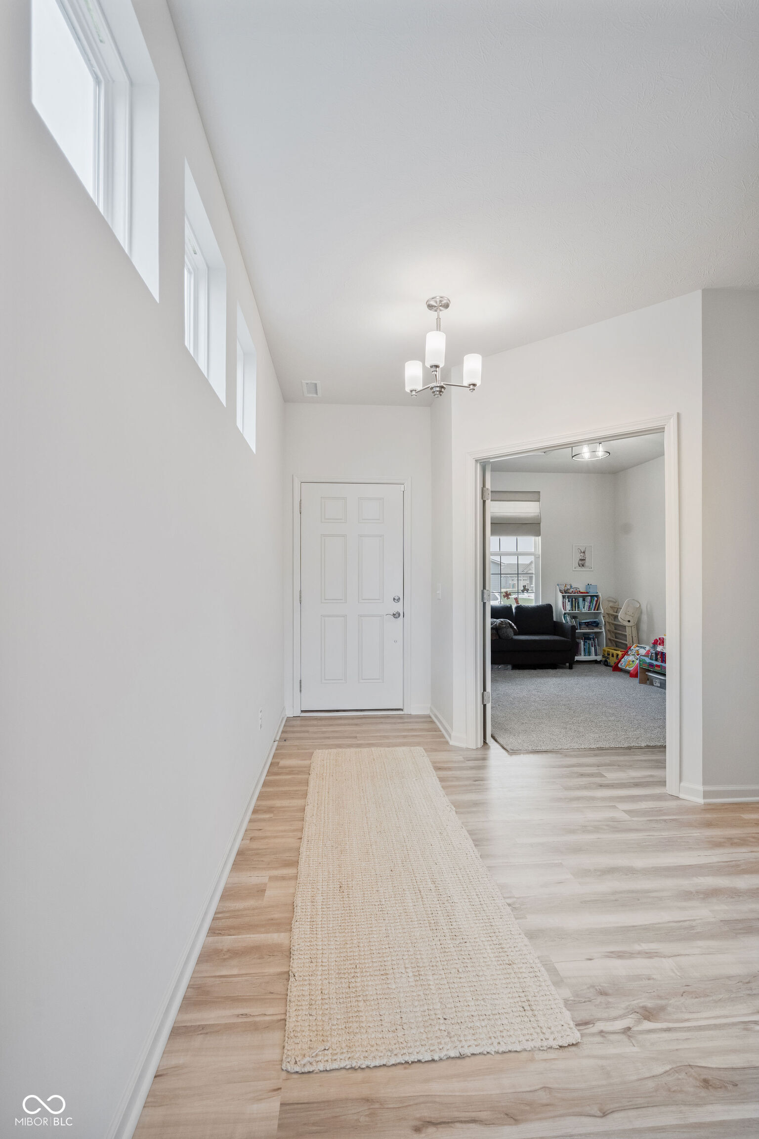 7255 Legends Way Whitestown, IN 46075 - Photo 2 of 35