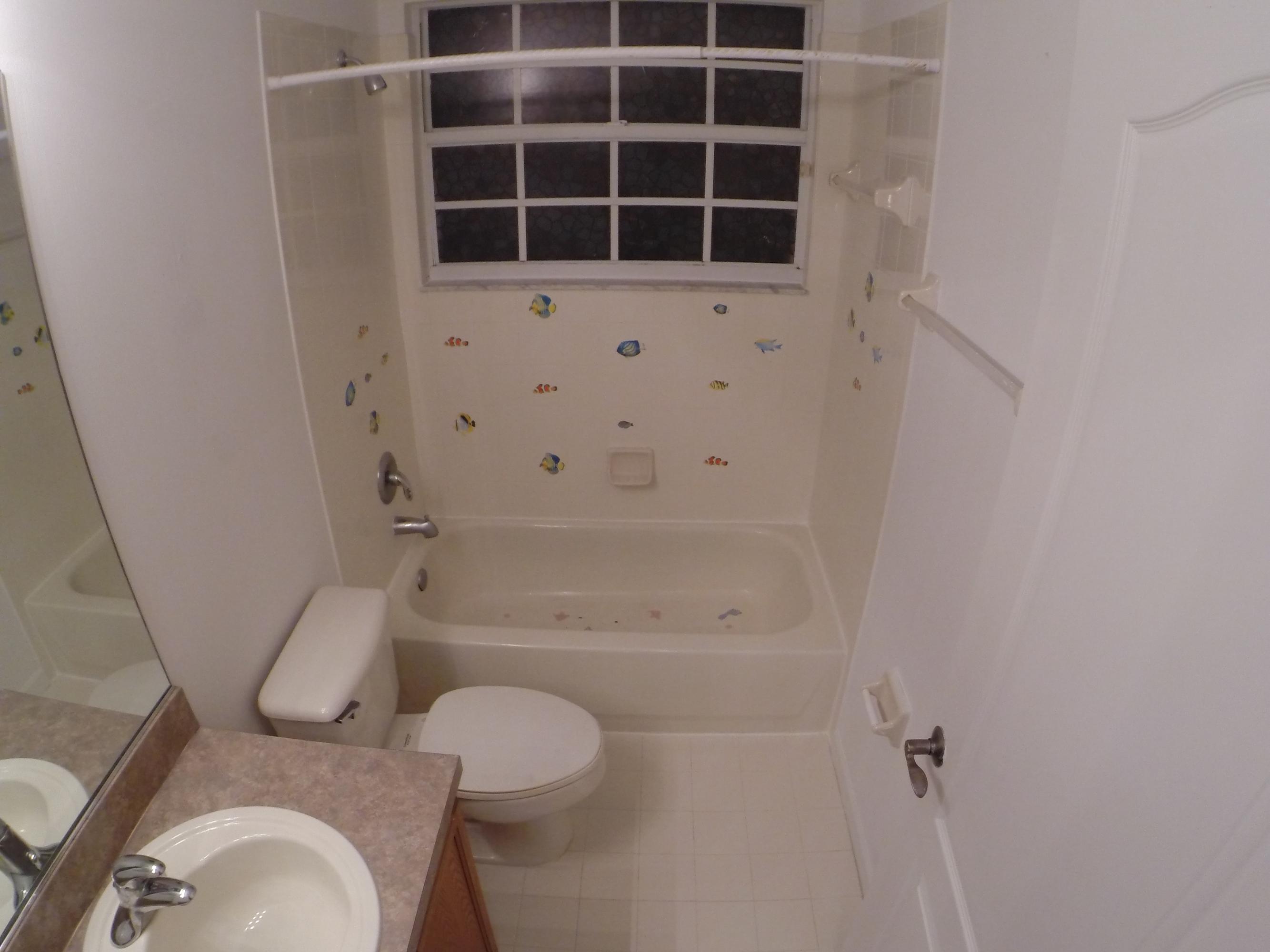 151 Hamilton Terrace Wellington, FL 33414 - Photo 17 of 20 Bathroom 2