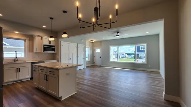 $2,950 | 4858 Suelo, Fitchburg, WI 53711