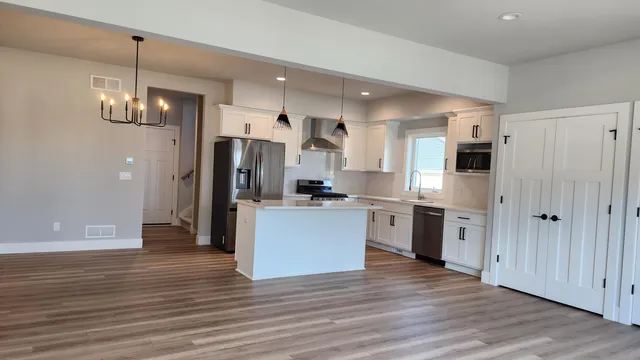 $2,950 | 4858 Suelo, Fitchburg, WI 53711