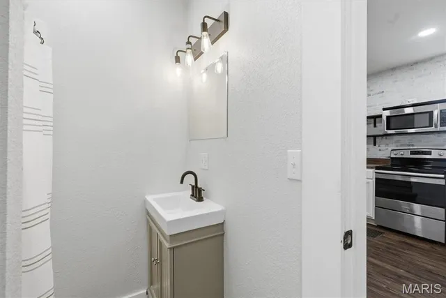 $269,000 | 1105 West Clouse Street, Mountain Grove, MO 65711