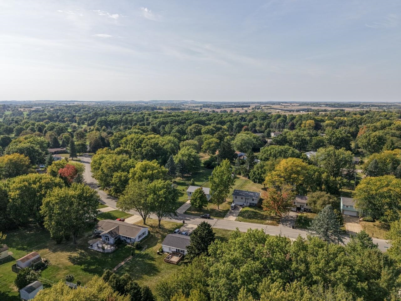 2124 West Middlebury Road Freeport, IL 61032 - Photo 2 of 23 an aerial view of multiple house