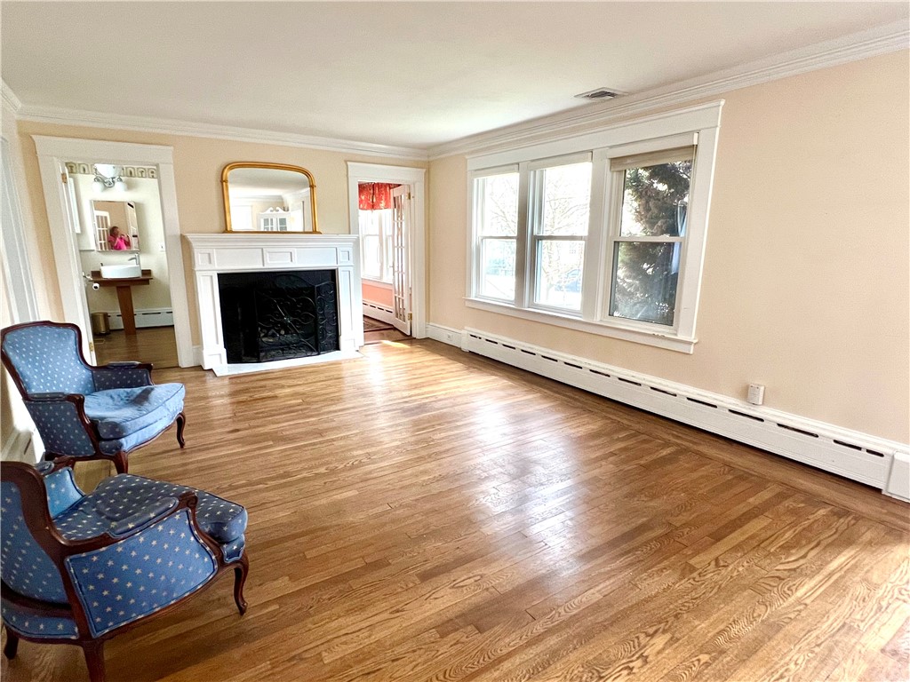 12 Ellery Road Newport, RI 02840 - Photo 4 of 21