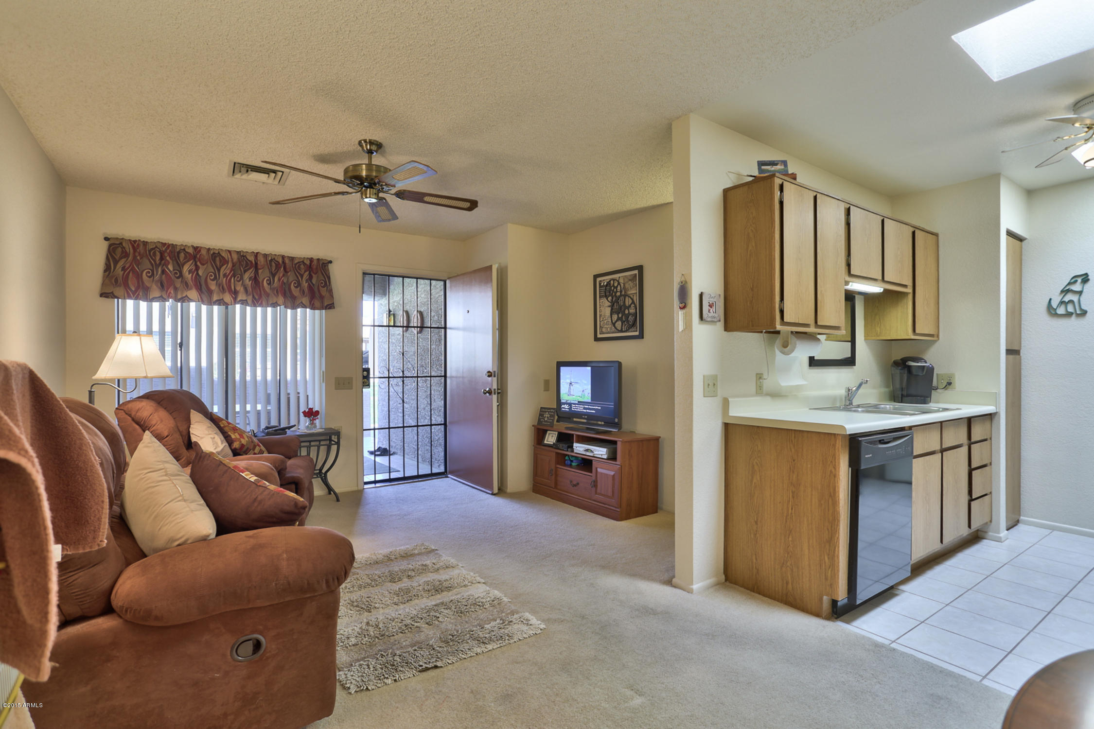 14300 West Bell Road, Unit 439 Surprise, AZ 85374 - Photo 10 of 20 Great_Room_2.jpg