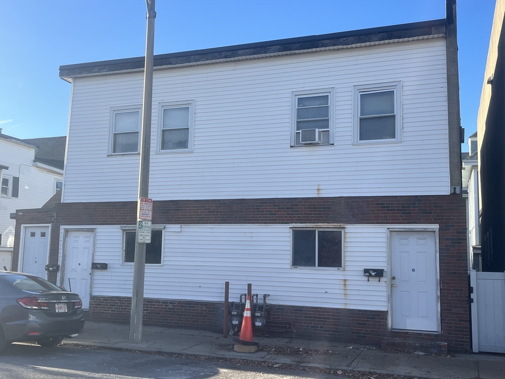 43 Cross Street Somerville, MA 02145 - Photo 5 of 7 a view of front door of house