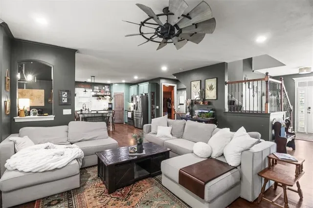 $575,000 | 1854 Northeast Park Ridge Drive, Lee's Summit, MO 64064