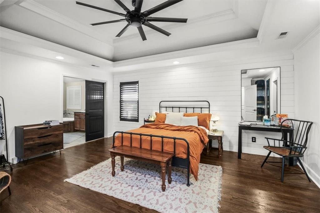 1854 Northeast Park Ridge Drive Lee's Summit, MO 64064 - Photo 8 of 34