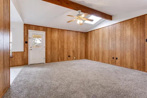 $275,000 | 914 West Avenue F, Garland, TX 75040