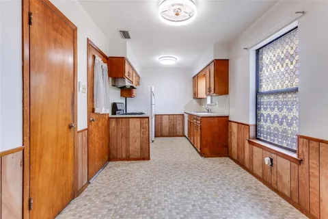 $275,000 | 914 West Avenue F, Garland, TX 75040