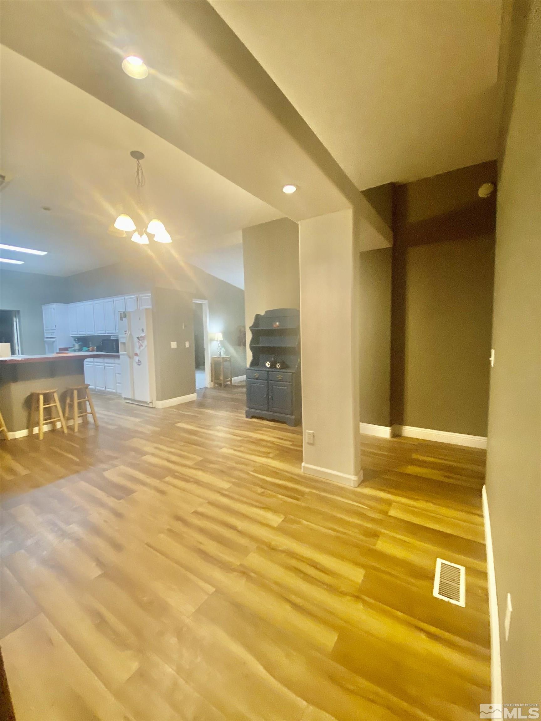 450 Reservoir Road Lovelock, NV 89419 - Photo 13 of 37 a view of a indoor basketball court