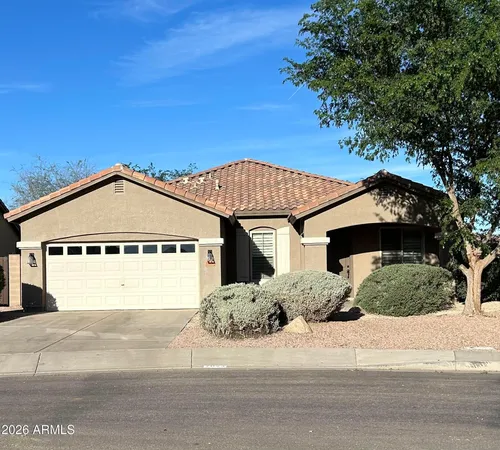 $2,490 | 7024 South Claiborne Avenue, Gilbert, AZ 85298