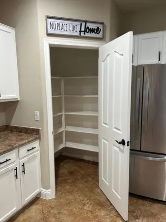 $2,490 | 7024 South Claiborne Avenue, Gilbert, AZ 85298