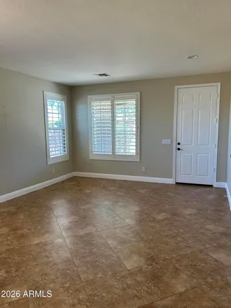 $2,490 | 7024 South Claiborne Avenue, Gilbert, AZ 85298