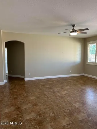 $2,490 | 7024 South Claiborne Avenue, Gilbert, AZ 85298