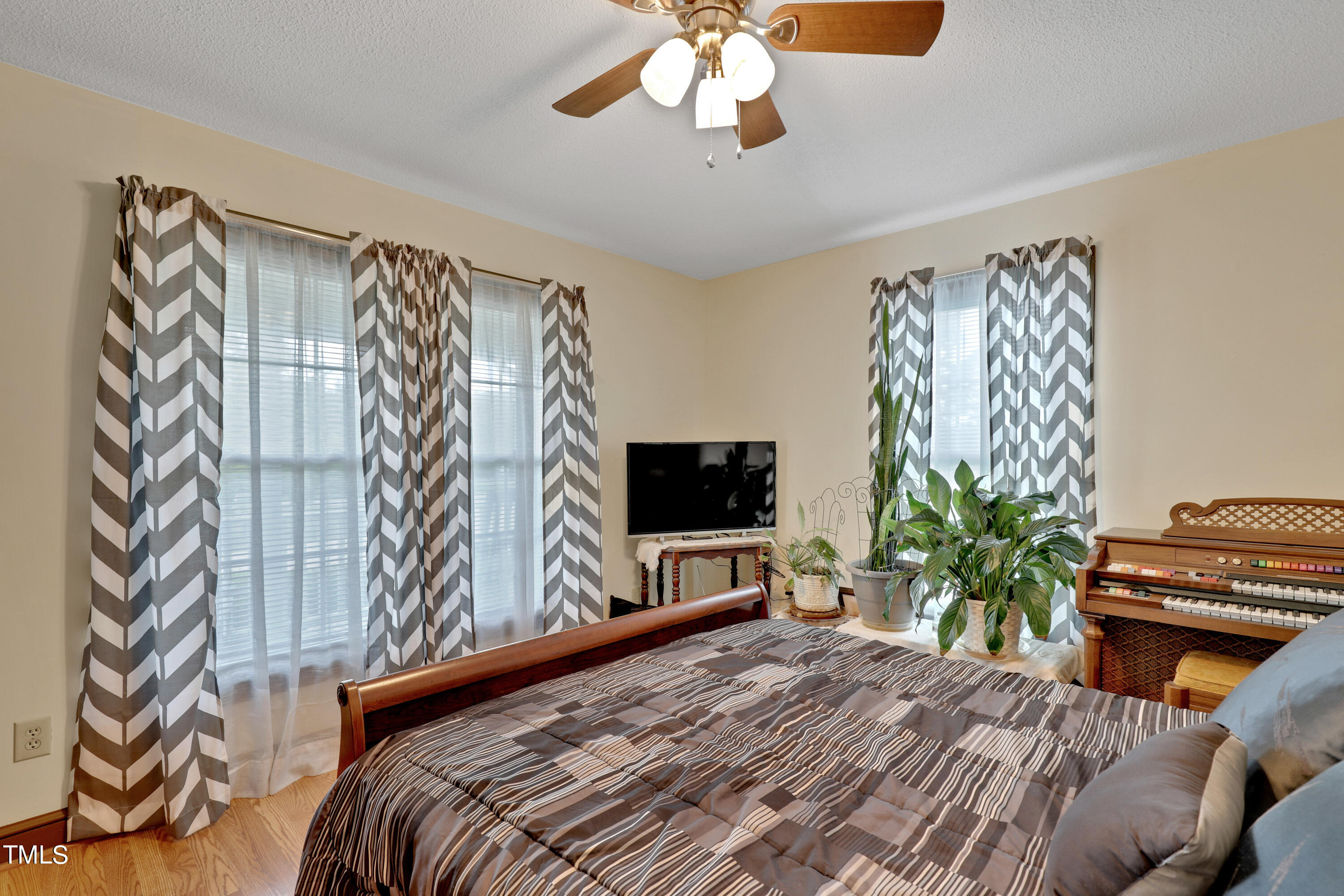 1808 Little Devine Road Selma, NC 27576 - Photo 19 of 44 5