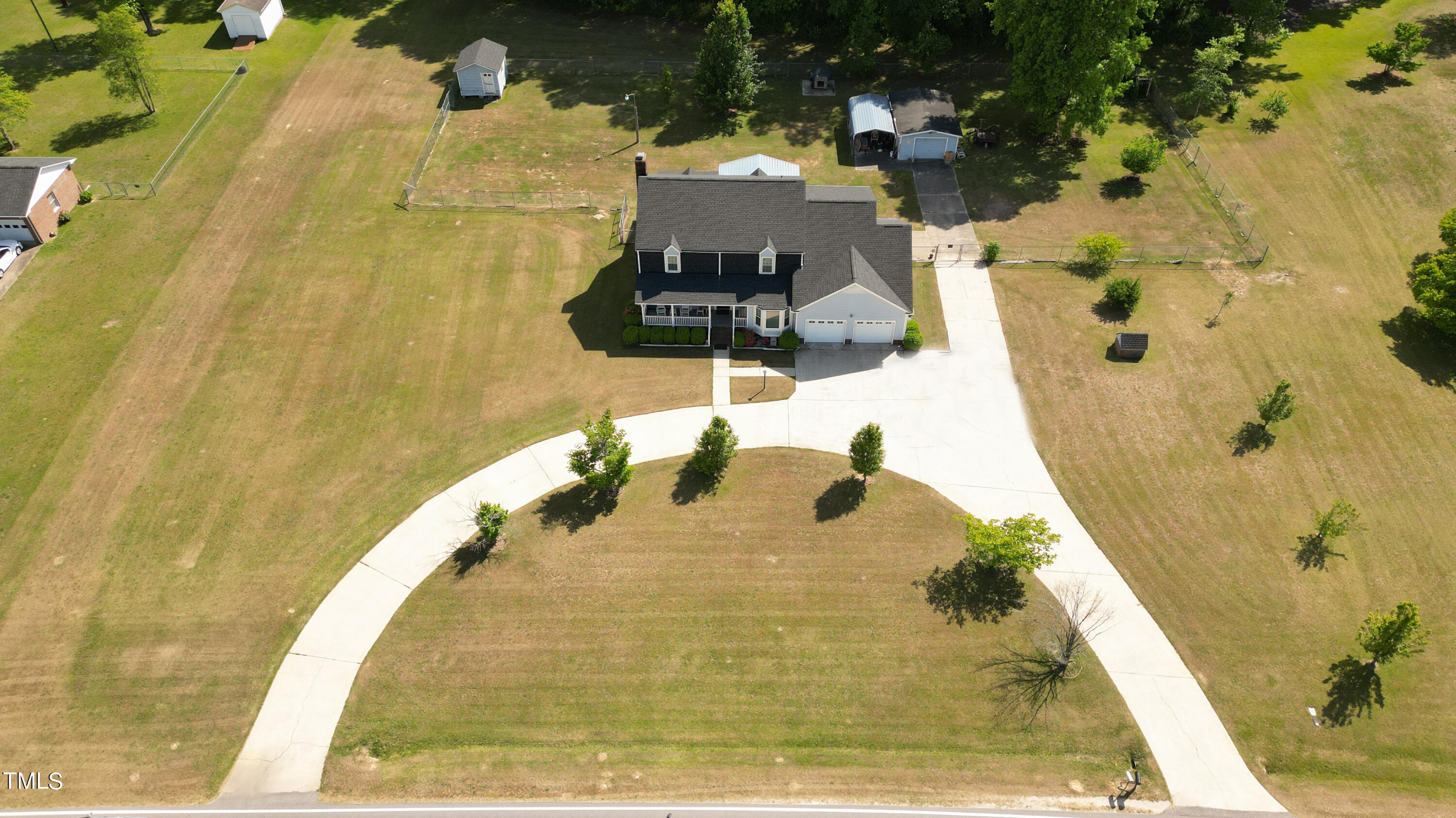 1808 Little Devine Road Selma, NC 27576 - Photo 36 of 44 47
