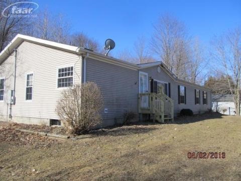 8453 West Dodge Road Montrose, MI 48457 - Photo 4 of 45 20351450-3.JPG