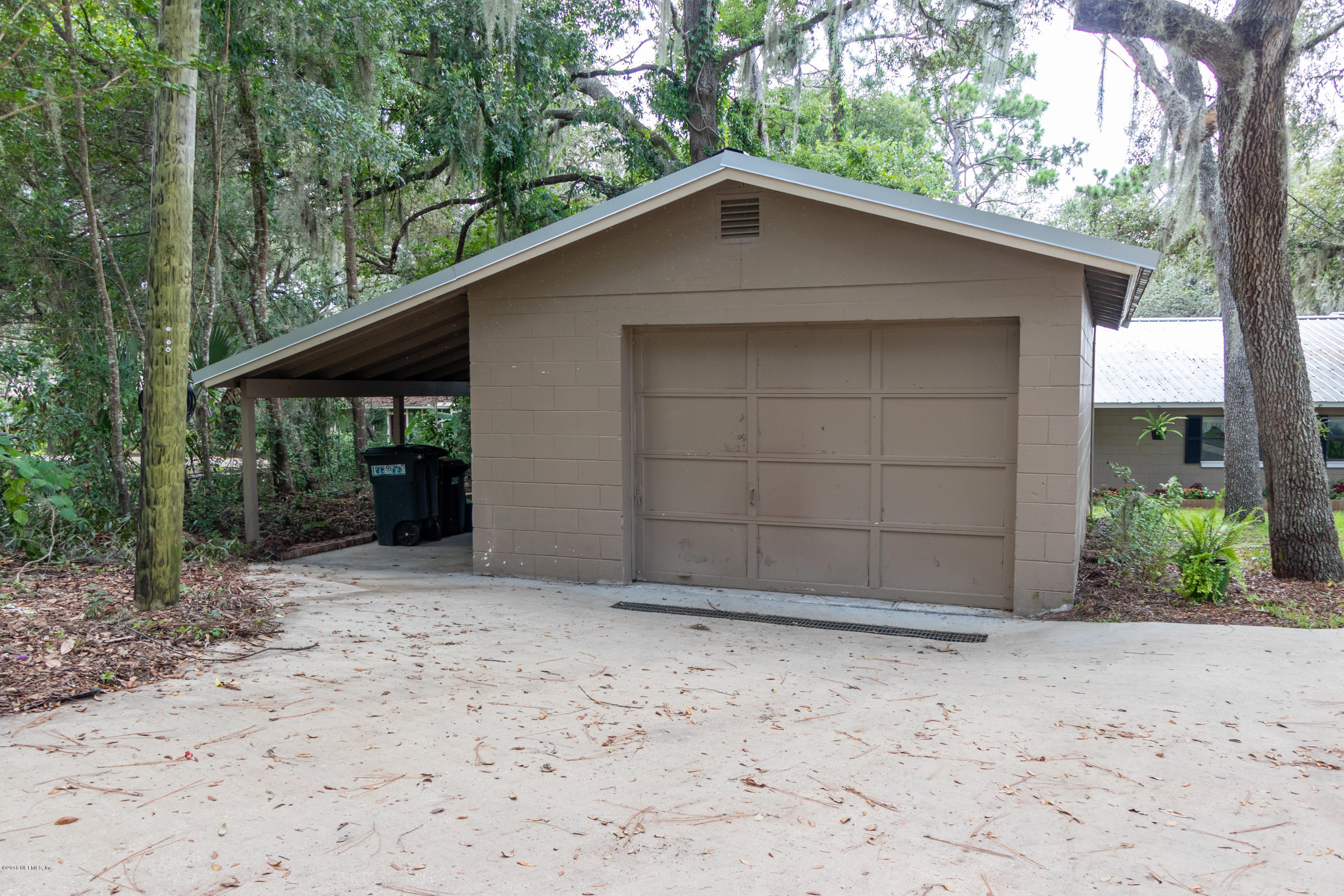 6566 Brooklyn Bay Road Keystone Heights, FL 32656 - Photo 30 of 37 Detached Garage