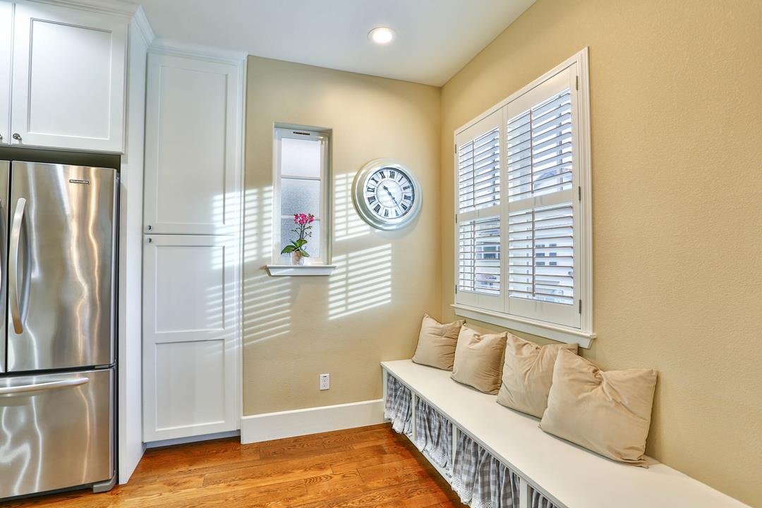 103 Savannah Loop Mountain View, CA 94043 - Photo 20 of 35 a bedroom with a bed and a window