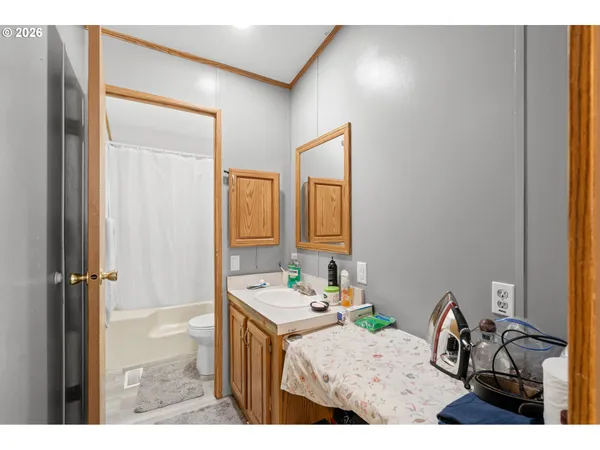 $270,000 | 352 Boardman Avenue Northeast, Boardman, OR 97818