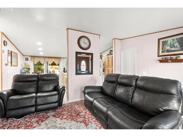 $270,000 | 352 Boardman Avenue Northeast, Boardman, OR 97818