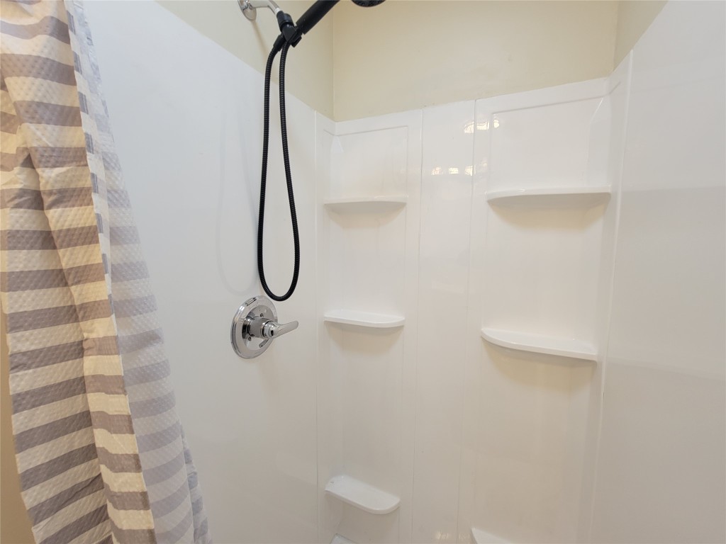 2178 Highway 26 Endicott, NY 13760 - Photo 15 of 19