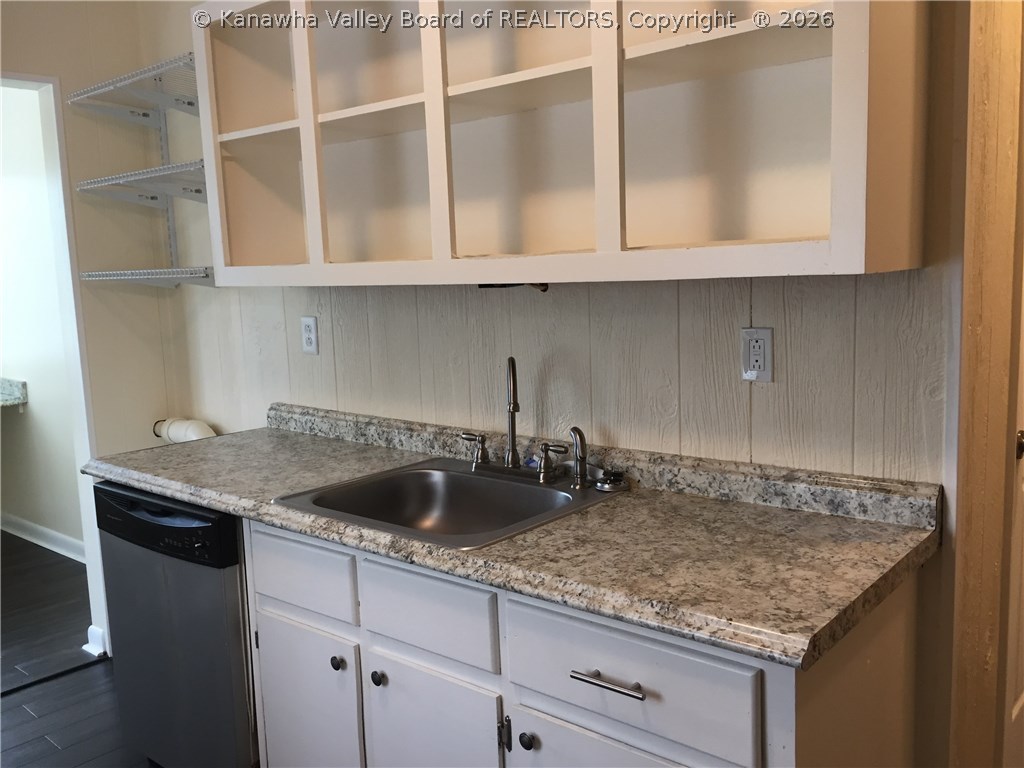 724 Oak Ridge Road Buffalo, WV 25033 - Photo 12 of 29 Gallery Image 12