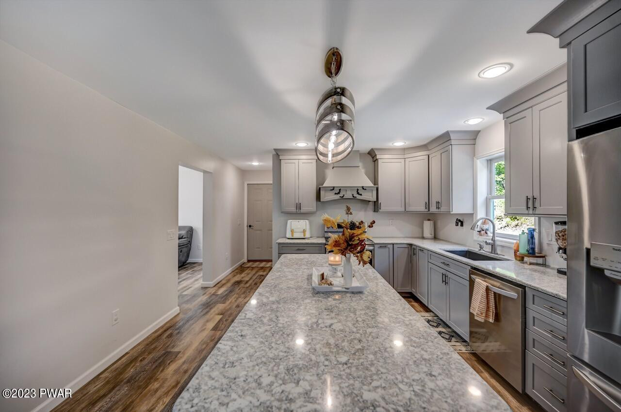 47 Old Woods Road Equinunk, PA 18417 - Photo 15 of 67 Kitchen