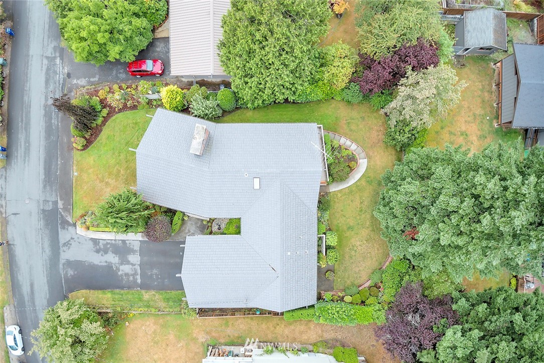 10232 Northeast 198th Street Bothell, WA 98011 - Photo 15 of 25 Gallery Image 15