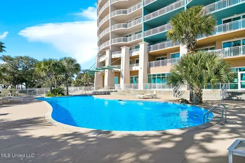 $329,000 | 2228 Beach Drive, Unit 604, Gulfport, MS 39507