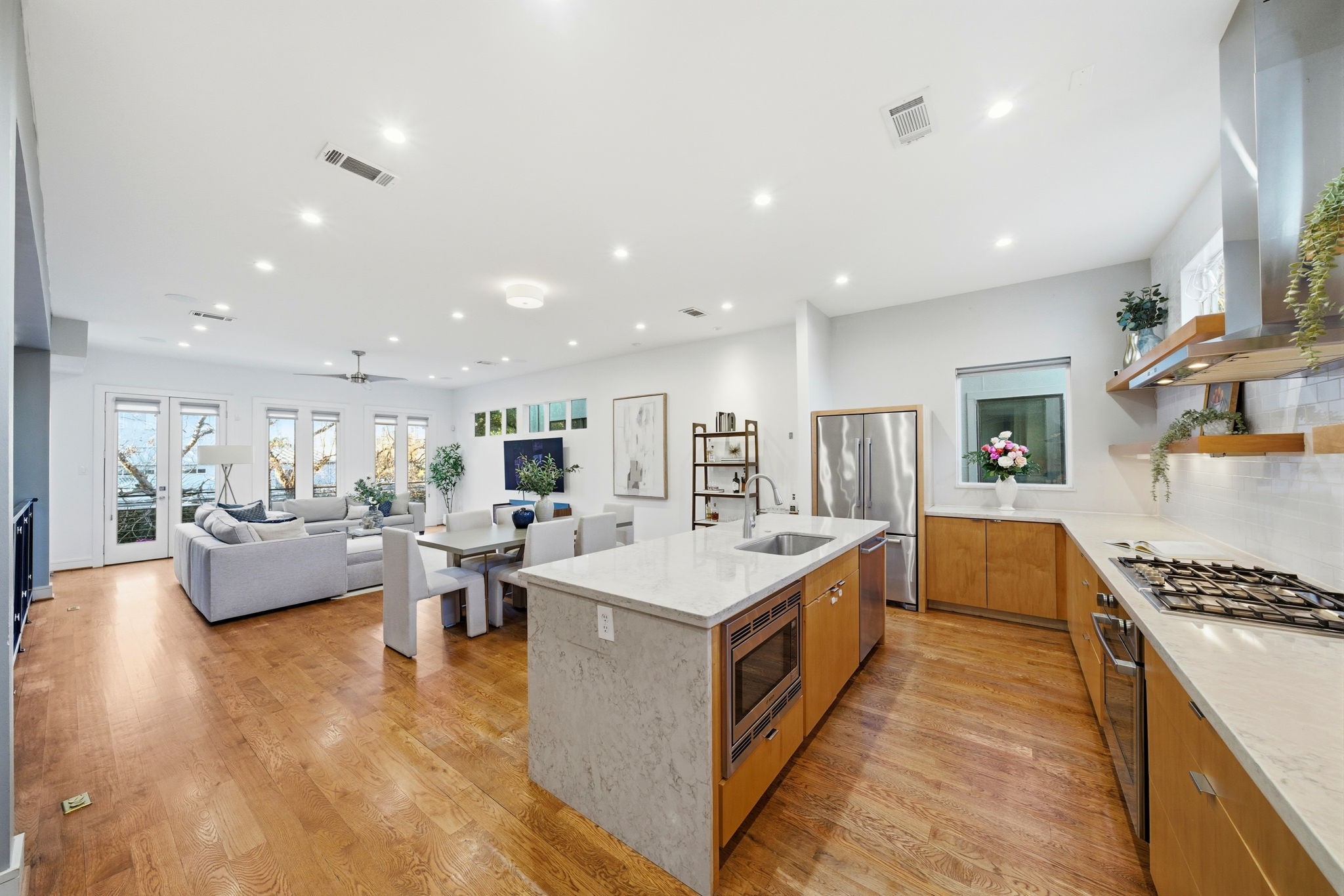 1405 Vermont Street, Unit A Houston, TX 77006 - Photo 18 of 46 a large kitchen with stainless steel appliances lots of counter top space
